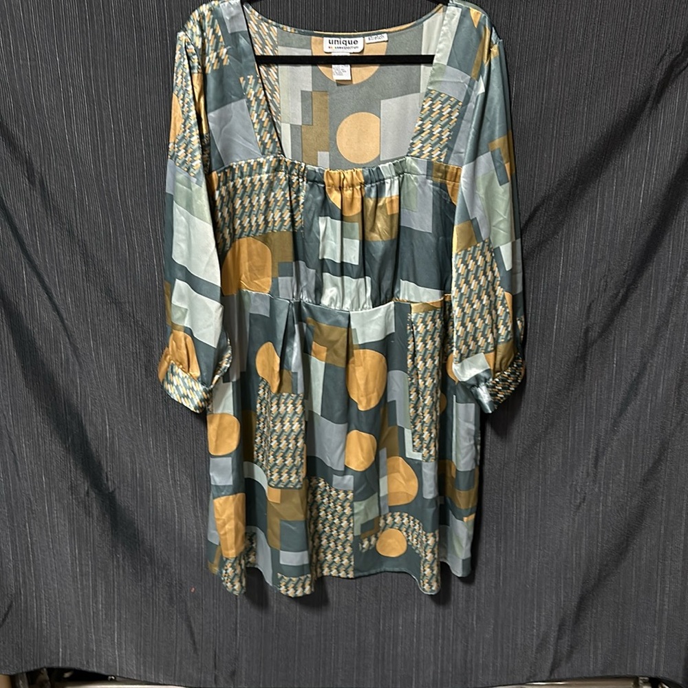 Unique spectrum brand / Green n‎ gold polyester n spandex dress / Size 22W/24W